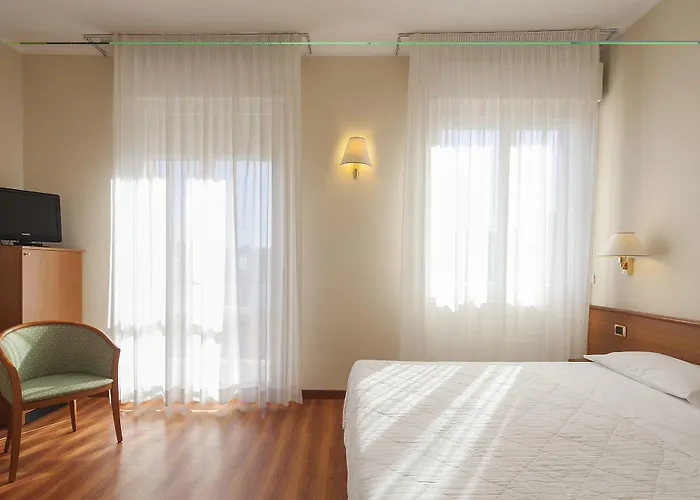 Nuovo Del Porto Hotel 3*