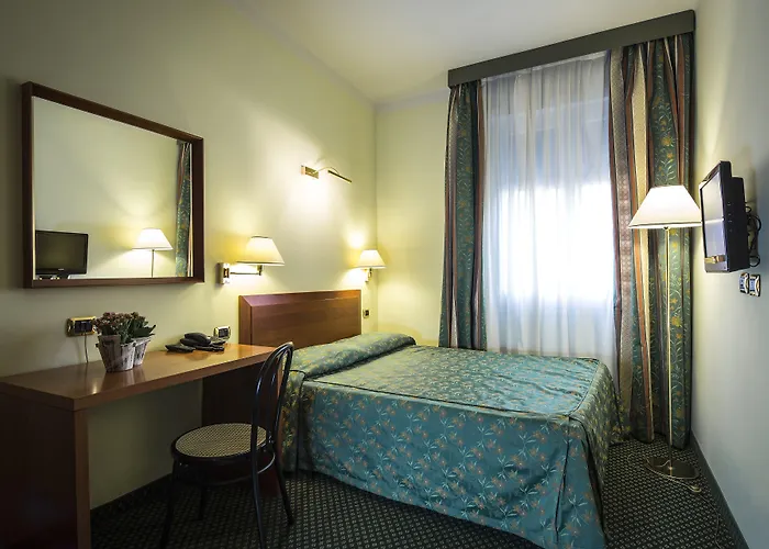 Nuovo Del Porto Hotel 3*