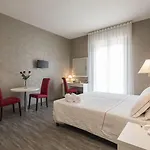 Nuovo Del Porto Szálloda