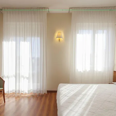 Nuovo Del Porto Отель 3*