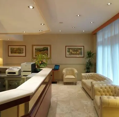 Nuovo Del Porto Otel Bolonya