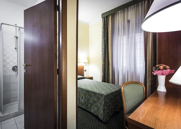 Otel Nuovo Del Porto 3*