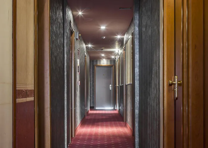 Nuovo Del Porto Otel